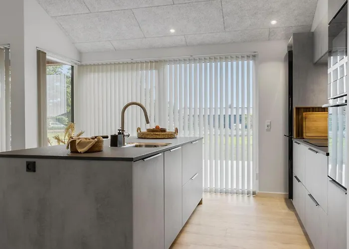 בית נופש Cozy In With Sauna *